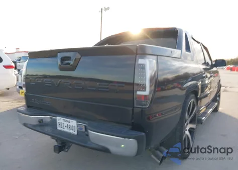 2003 Chevrolet Avalanche 1500 из США, поврежденный, VIN 3GNEC13T13G309461